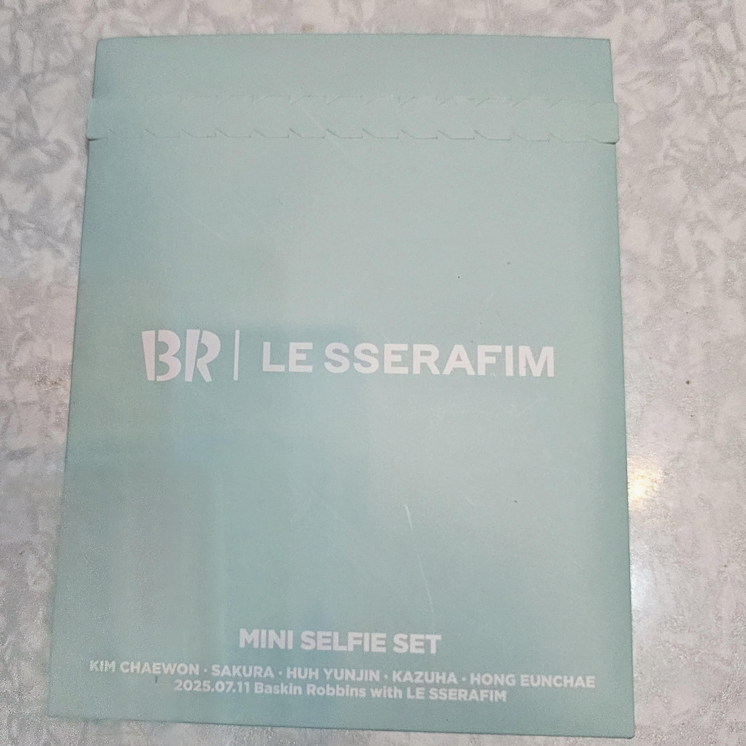 LE SSERAFIM x BR雪糕冰淇淋 迷你小卡組