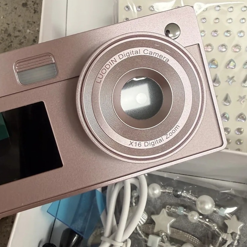 Luodin 韓國CCD數碼相機 (雙屏幕)