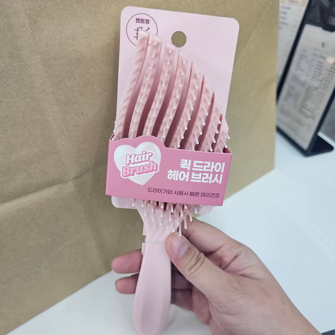 DAISO美妝快乾通風梳